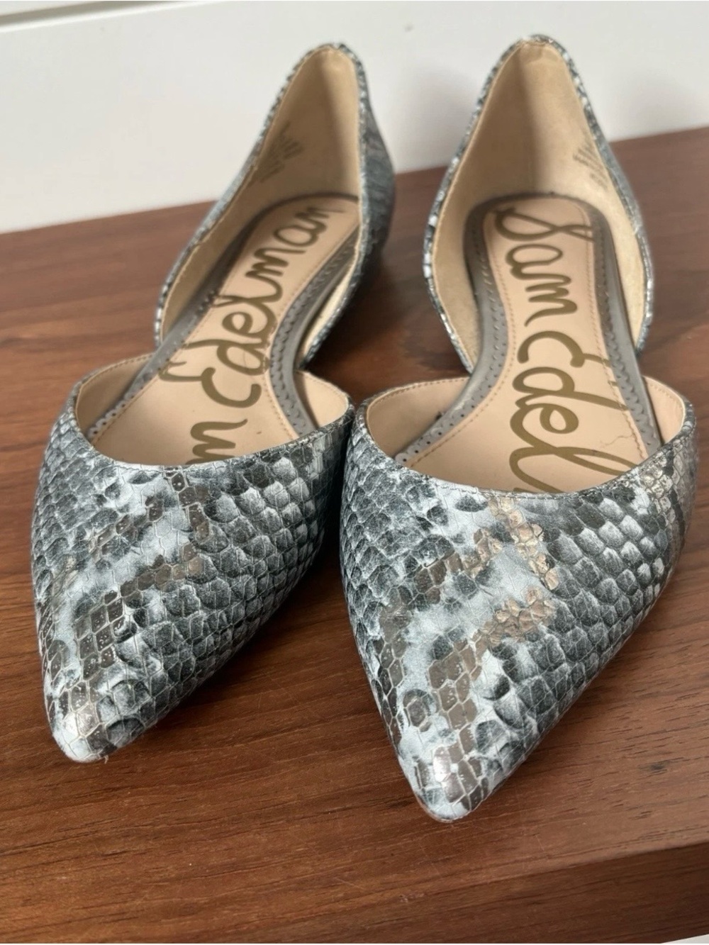 Sam Edelman Rodney Ballet Flat Ballerina Shoes Snakeskin Silver Gray Point Toe 6 - Picture 7 of 9